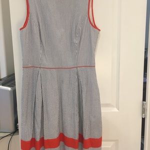 JS size 14 ( more like a 12) beautiful dress